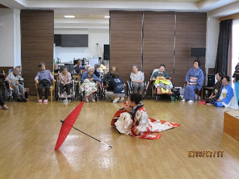 日本舞踊披露の写真02